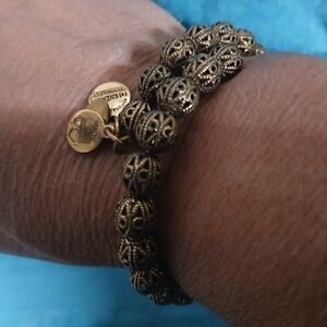 Elegant Bronze Gold Filigree Beaded Wire Bracelet